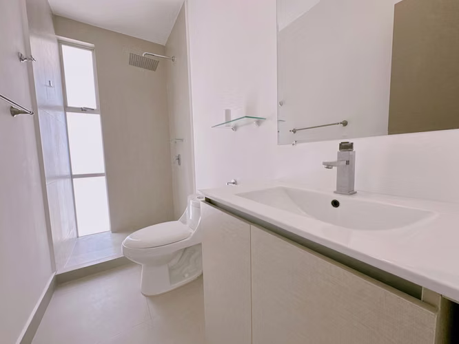 ALQUILER DE CASA EN CONDOMINIO - RIO ORO DE SANTA ANA