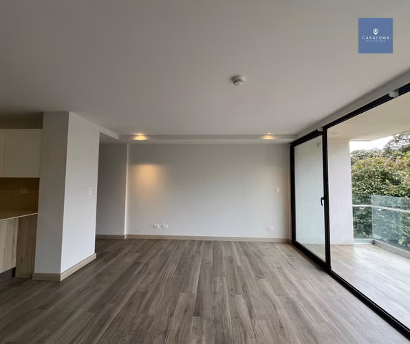 ESPECTACULAR APARTAMENTO CON BALCÓN - Imagen 4