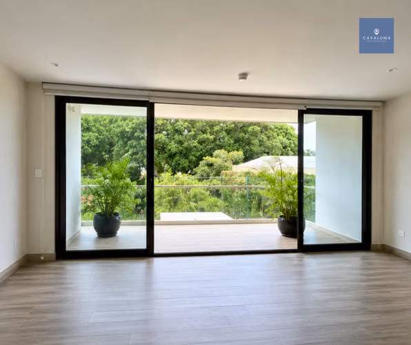 ESPECTACULAR APARTAMENTO CON BALCÓN - Imagen 2
