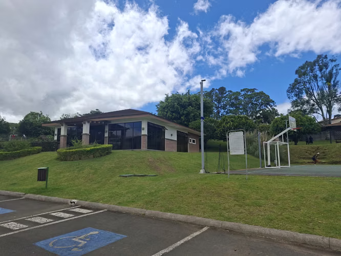 Se vende linda casa de una planta en La Floresta - Imagen 17