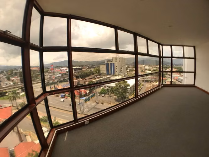 APARTAMENTO DE LUJO CON ESPECTACULAR VISTA Y EXCELENTE UBICACIÓN, AMENIDADES PREMIUM - Imagen 6