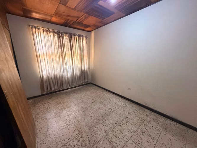 SE VENDE CASA MERCEDES HEREDIA - Imagen 6