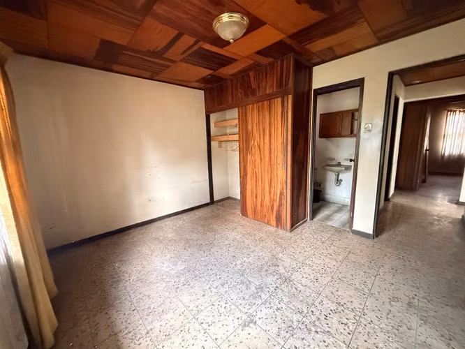 SE VENDE CASA MERCEDES HEREDIA - Imagen 2