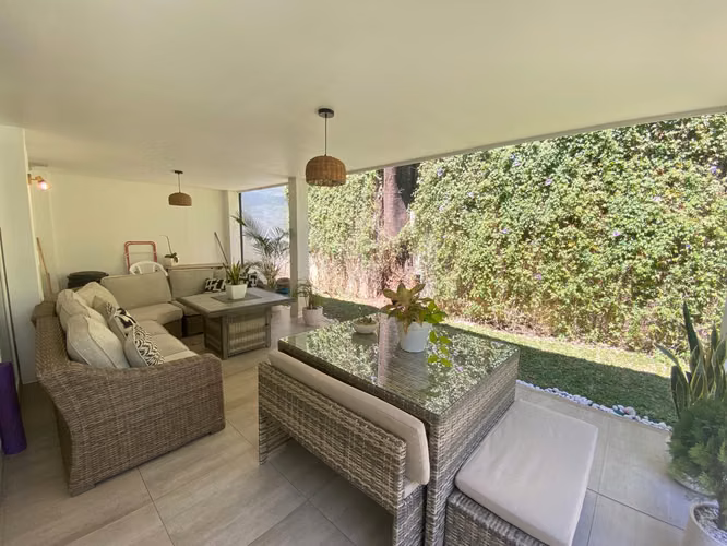 Moderna casa en Santa Ana para alquilar - Imagen 4
