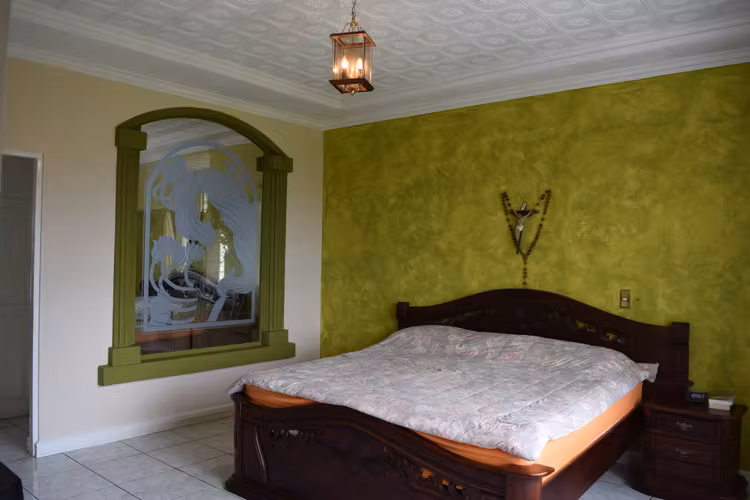 Hermosa propiedad con casa en Los Ángeles de San Rafael Heredia, 3.700m2 lote - Imagen 7
