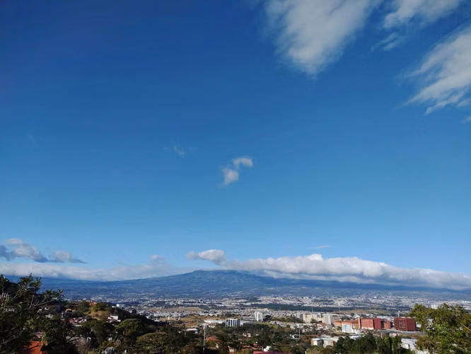 Apartamento en complejo, seguridad 24/7 en Guachipelín 500.000 - Imagen 3