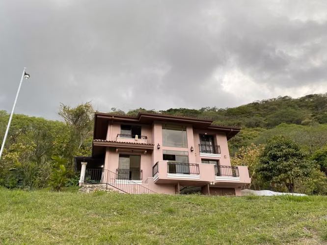  Habitación en Casa Independiente – Río Oro  250.000 mensuales - Imagen 8