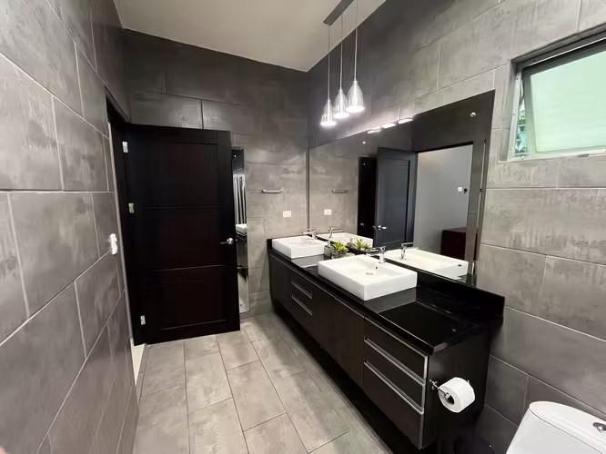 Vendo Casa en Condominio Rodeado de árboles en Brasil de Mora 250 m2 - Imagen 10