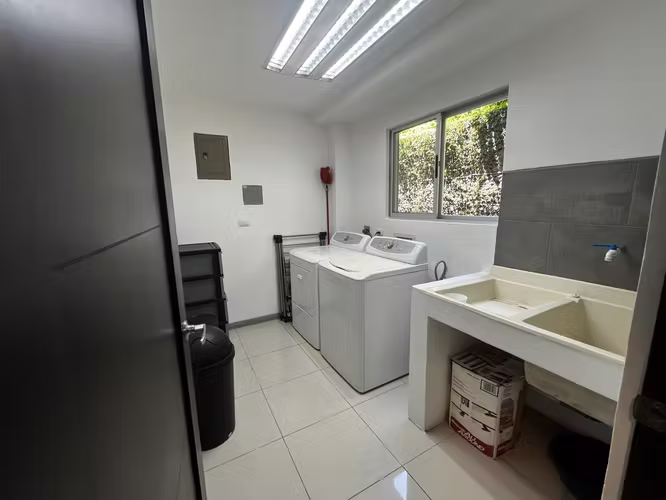 Vendo Casa en Condominio Rodeado de árboles en Brasil de Mora 250 m2 - Imagen 6