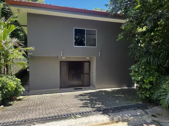 Vendo Casa en Condominio Rodeado de árboles en Brasil de Mora 250 m2
