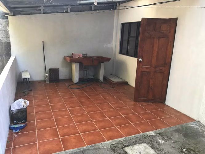 VENDO AMPLIA CASA SAN RAMON CENTRO - Imagen 15