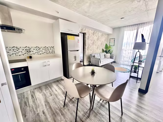 ALQUILER AMUEBLADO EN SABANA DE 2 HABITACIONES Y 2 BAÑOS CON PARQUEO - Imagen 3