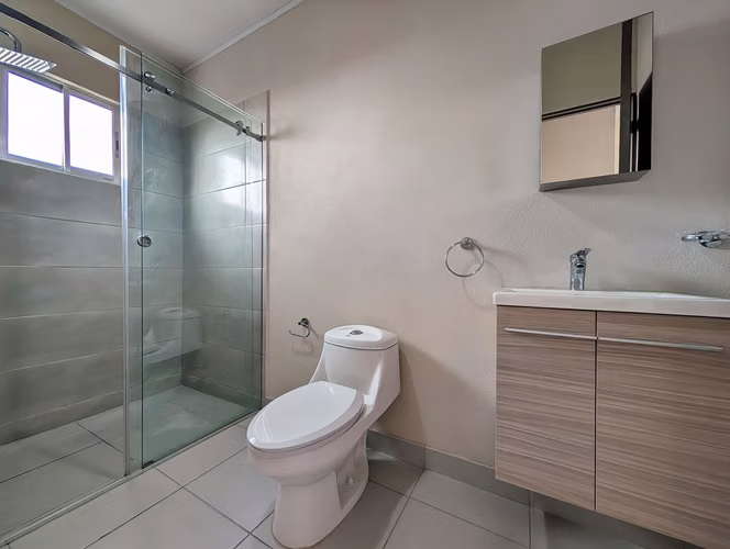 Alquiler de Casa en Condominio Nova, San Miguel de Desamparados | 2 Hab + Patio - Imagen 14