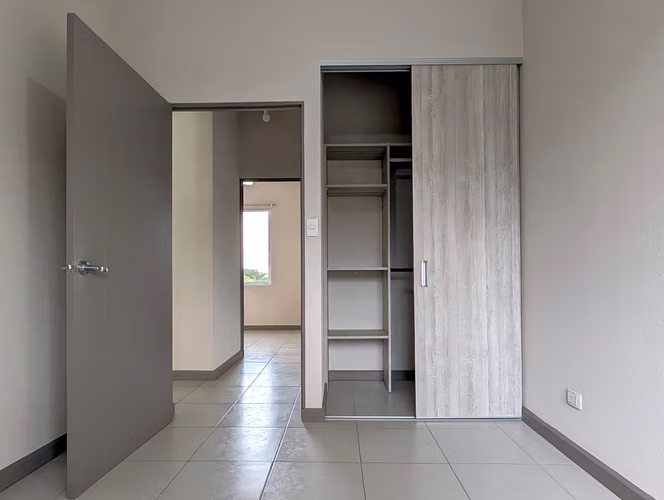 Alquiler de Casa en Condominio Nova, San Miguel de Desamparados | 2 Hab + Patio - Imagen 12