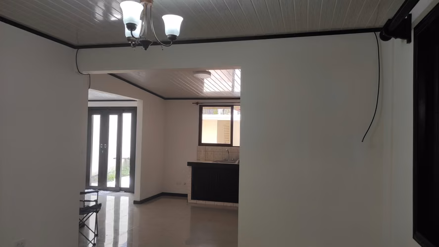 RENTAL APARTMENT FIRST LEVEL MONTELIMAR
