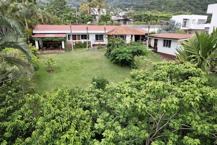 FOR SALE Spacious Home with Panoramic Views in Escazú | $425,000
