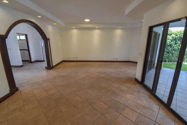 Casa de lujo en Valle del Sol, Lindora: rebajada de $ 890k A $ 800K financiación del 60 %. - Imagen 6