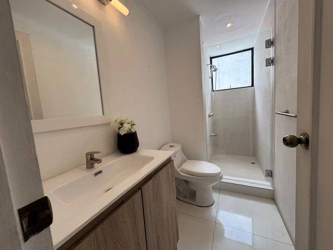 Casa en alquiler en Trejos Montealegre, Escazú | Condominio Alsacia | $2.200/mes - Imagen 13