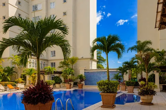 Elegante Apartamento de Lujo en Escazú - Imagen 17