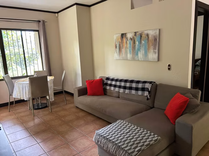 Apartamento Amueblado/Sin Amueblar de 2 Habit. Ciudad Colón.