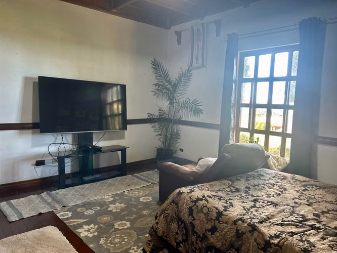 Venta de casa en San Isidro, 30423m². Vistas panorámicas y casa de visitas - Imagen 3