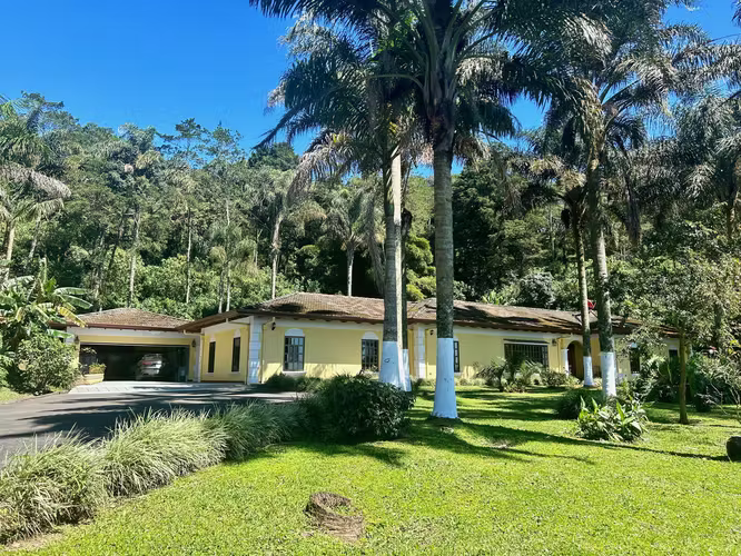 Venta de casa en San Isidro, 30423m². Vistas panorámicas y casa de visitas - Imagen 7