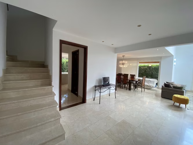 CASA EN CONDOMINIO EXCLUSIVO ESCAZU - Imagen 3