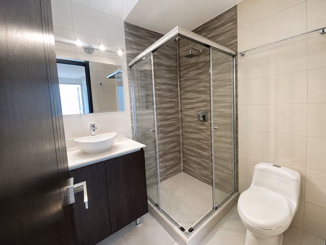 ALQUILER / VENTA DE CASA EN CONDOMINIO RÍO PLATA, SANTA ANA - Imagen 9