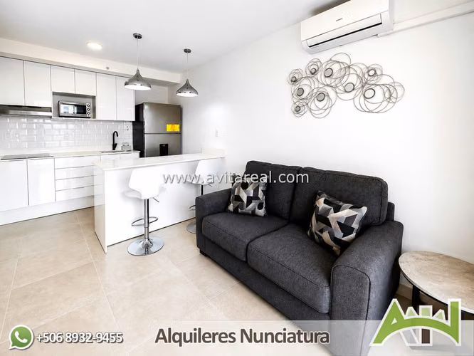 Apartamento amueblado de 2 habitaciones en Sky Garden con AC - Imagen 2