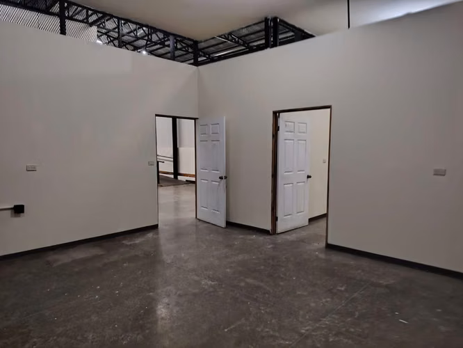 ALQUILER Bodega / local Heredia - Imagen 13