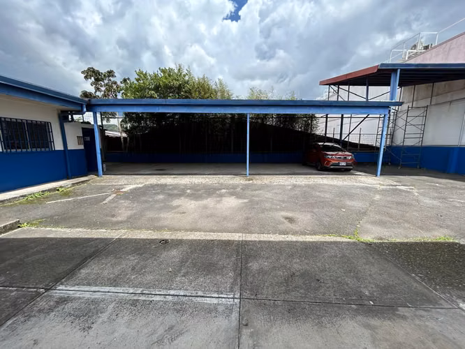 Se vende local / bodega Comercial - Imagen 4