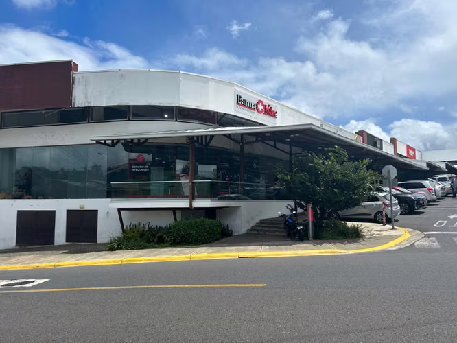 Alquiler de Local 199m2 - Mercedes Norte Heredia ID6118
