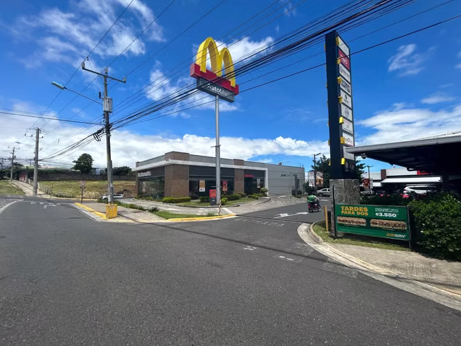 Alquiler de Local 199m2 - Mercedes Norte Heredia ID6118