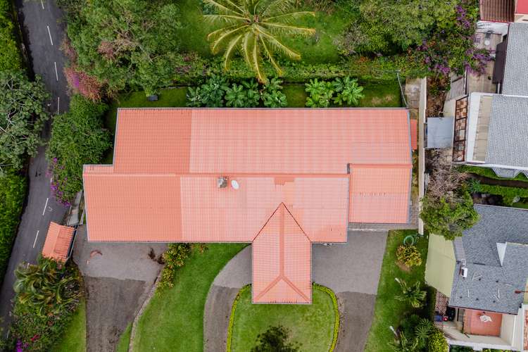 Casa en Venta en Bello Horizonte, Escazú con Gran Jardín y Vista Panorámica-VHA - Imagen 18