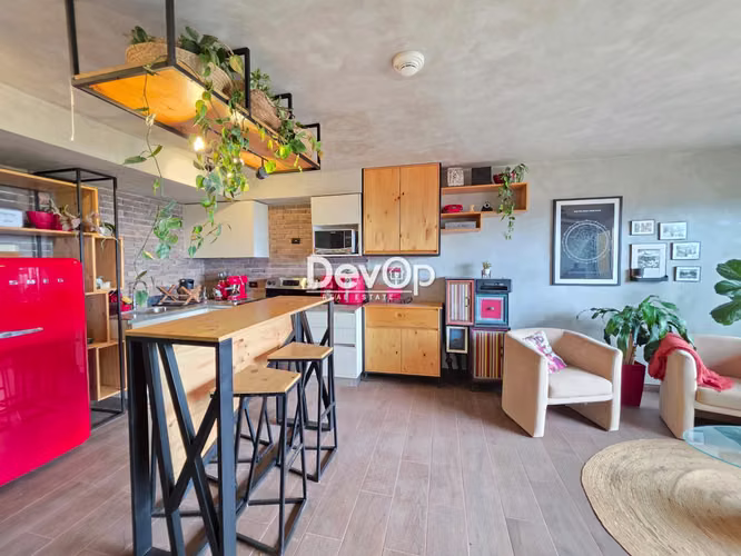 Alquiler de apartamento amueblado, 1 habitación- La Uruca.