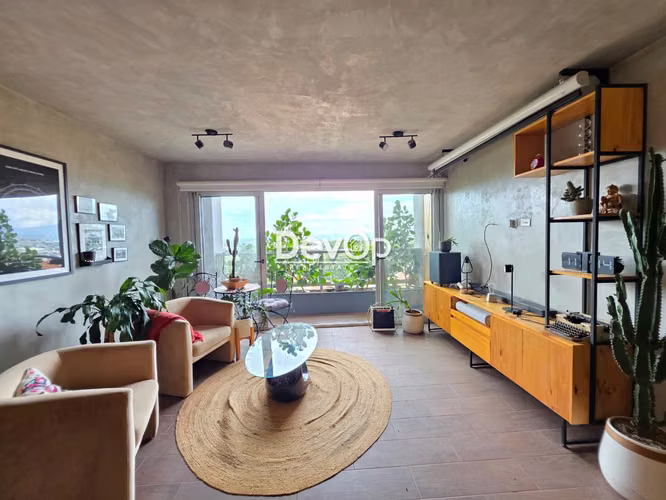 Alquiler de apartamento amueblado, 1 habitación- La Uruca.