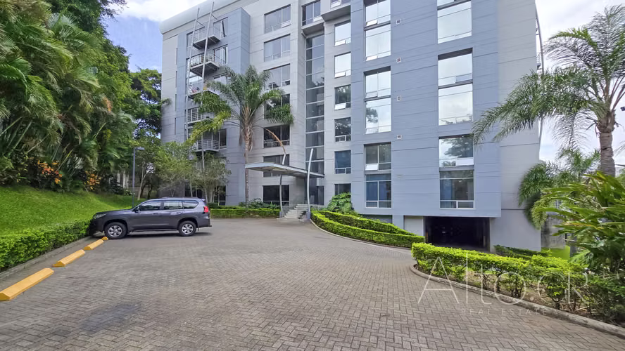 EXCLUSIVO  EN LOS LAURELES CON VISTA PRECIOSA  |  3 HABITACIONES - Imagen 17