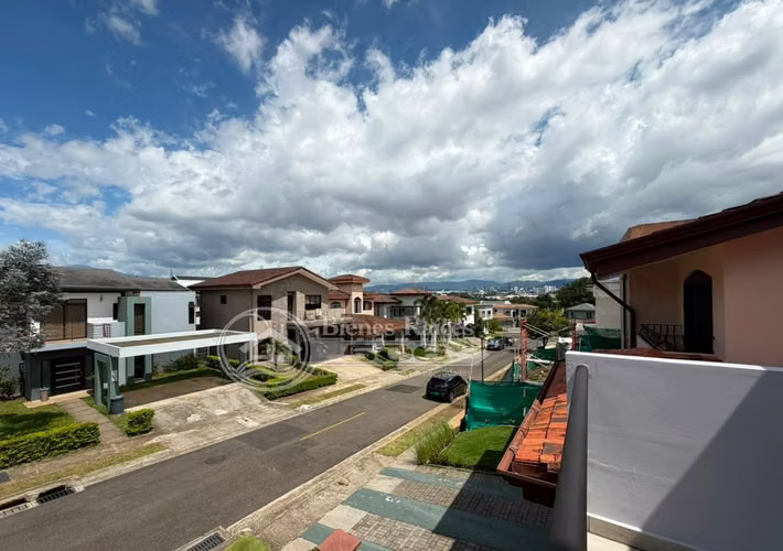 Casa 4 habitaciones condominio Tierras de Cafe Heredia - Imagen 2