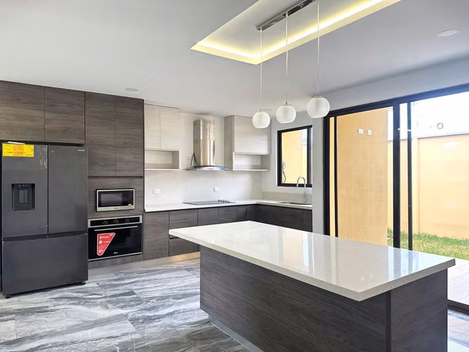 Casa Nueva CON LÍNEA BLANCA, Guanacaste condominio Prados del Río