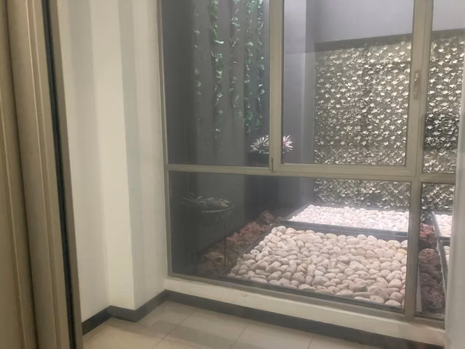 Alquiler oficina Escazú 40m2 a $840 + IVA - Imagen 4