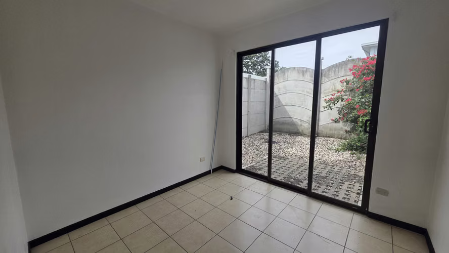CASA EN ALQUILER | CONDOMINIO MÁLAGA – CIRUELAS, ALAJUELA - Imagen 9
