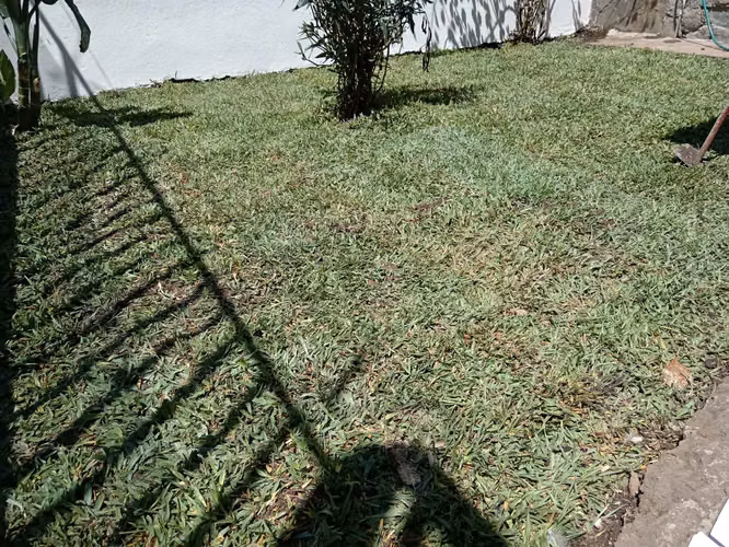 Vendo Casa por el cruce San Antonio y La Colina Uso suelo Comercial 157 m2 - Imagen 3