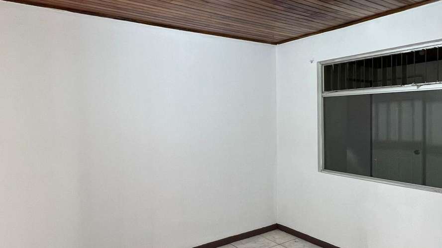 Casa con uso de suelo comercial cerca del cruce San Antonio y La Colina, 157 m² de terreno
