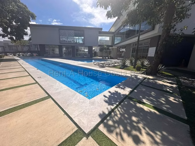 Venta de casa con la ubicación privilegiada en Heredia - Imagen 14