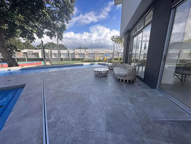 Venta de casa con la ubicación privilegiada en Heredia - Imagen 16