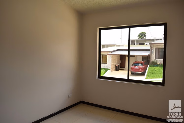 Venta / Casa en San Francisco de Heredia (JC79) - Imagen 9