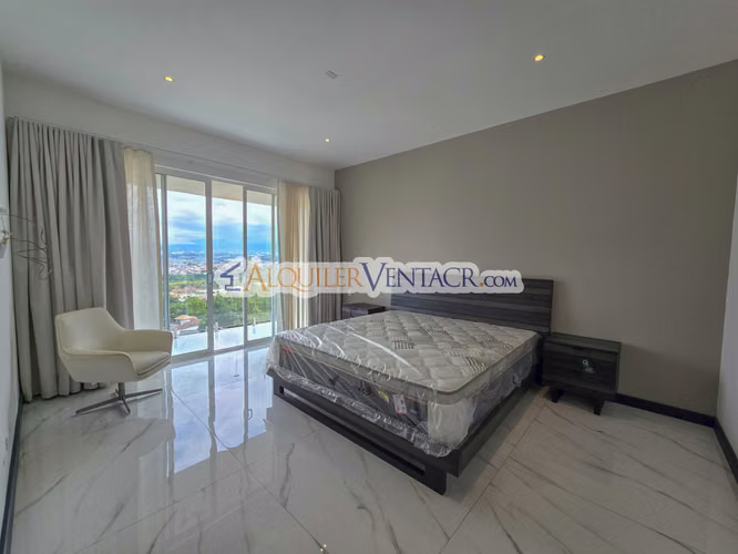 CONDO DE 305 M2 CON 546 M2 DE LOTE EN GUACHIPELIN ESCAZU - Imagen 14