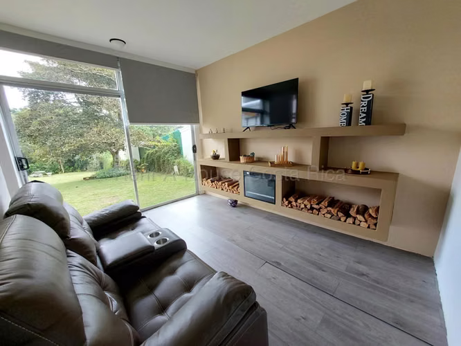Venta de Casa recién remodelada en San Isidro de Heredia - Imagen 9