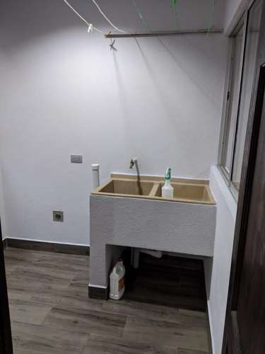 SE ALQUILA HERMOSO APARTAMENTO - Imagen 6