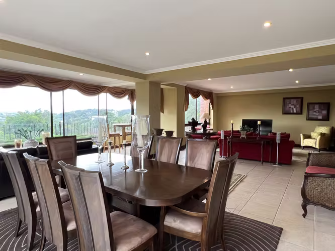 Venta de Apartamento en primer piso Condominio Portofino, Escazu